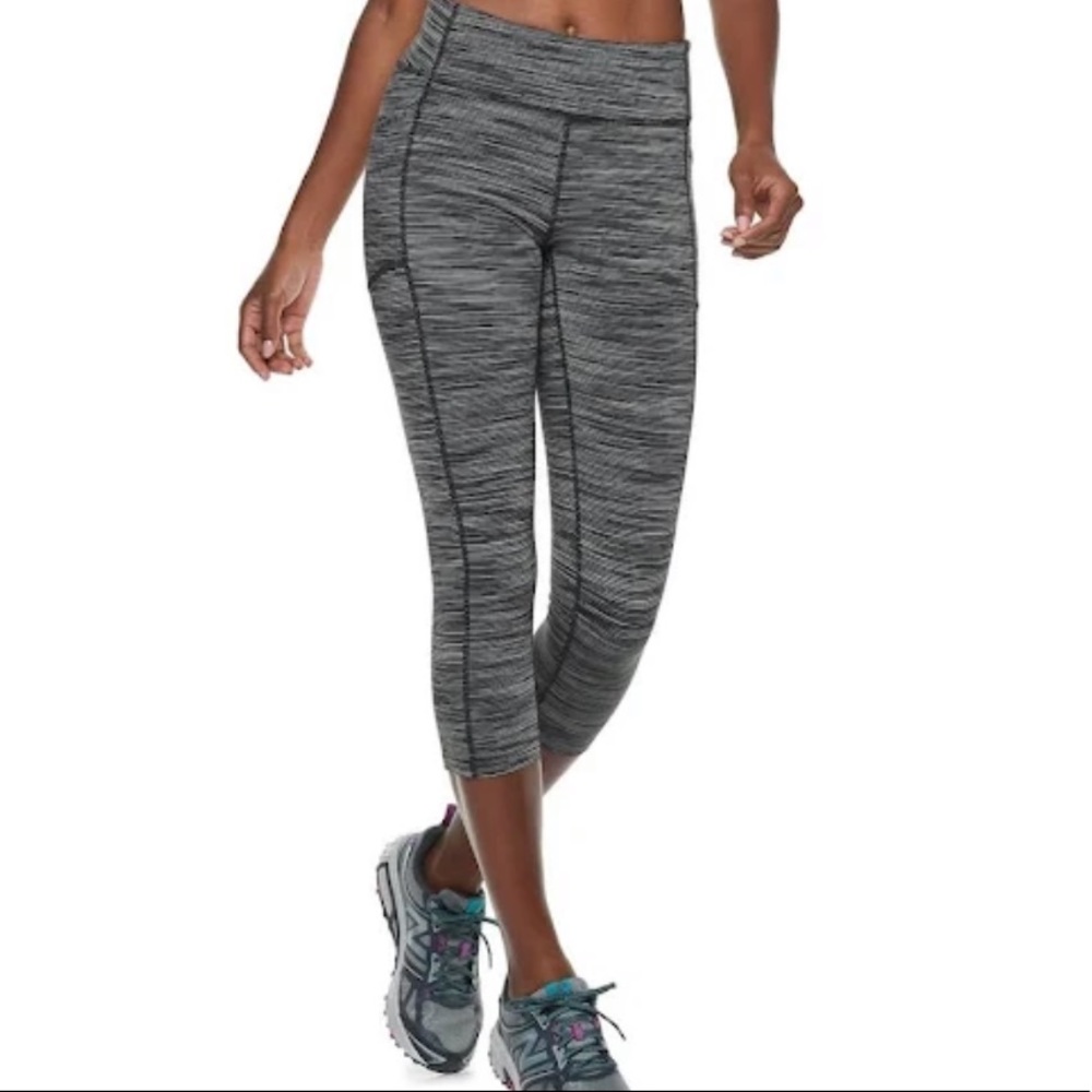 ***3 for $10*** Tek Gear | Black and Grey Crop Leggings